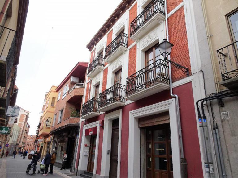 Piso a estrenar calle Bernal Díaz