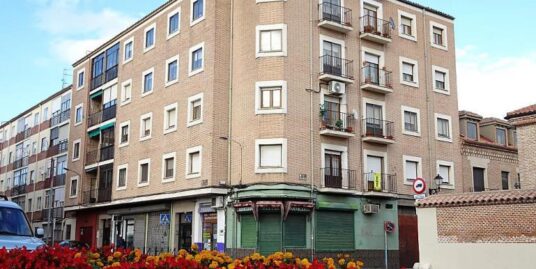 Venta piso Apóstol Santiago