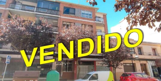 Piso de 3 dormitorios en calle de las Farolas