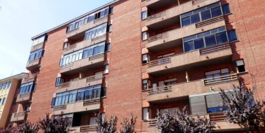 Piso de 4 dormitorios en calle de las Farolas