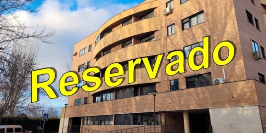 Venta piso seminuevo calle Santo Domingo de Guzmán