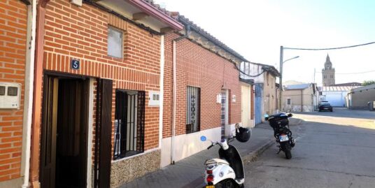 Casa en venta en Nava del Rey (Valladolid)